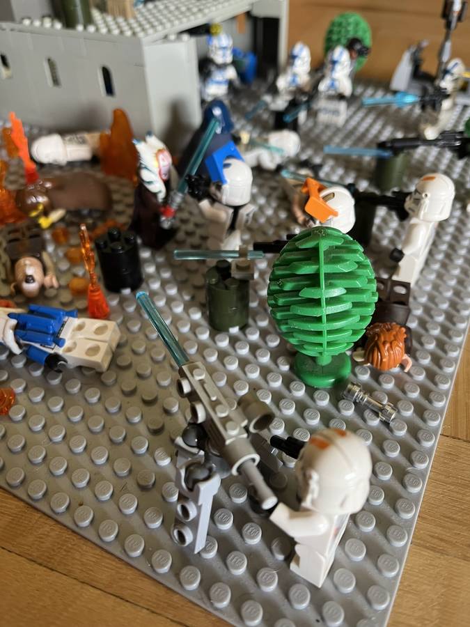 A 66-os parancs végrehajtása a coruscanti klónbázison