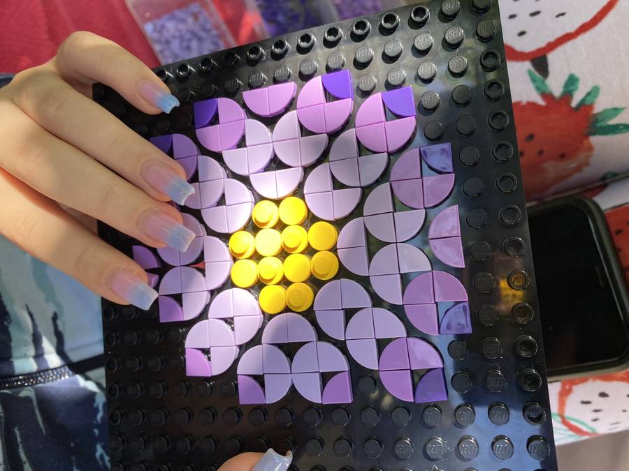 Dots Mosaic nyár