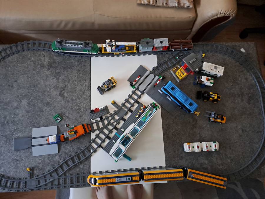 Lego vonatok terep asztalon