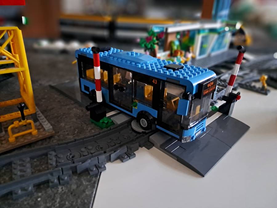 Lego vonatok terep asztalon