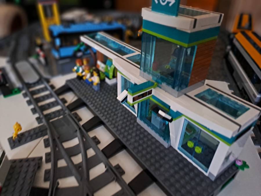 Lego vonatok terep asztalon
