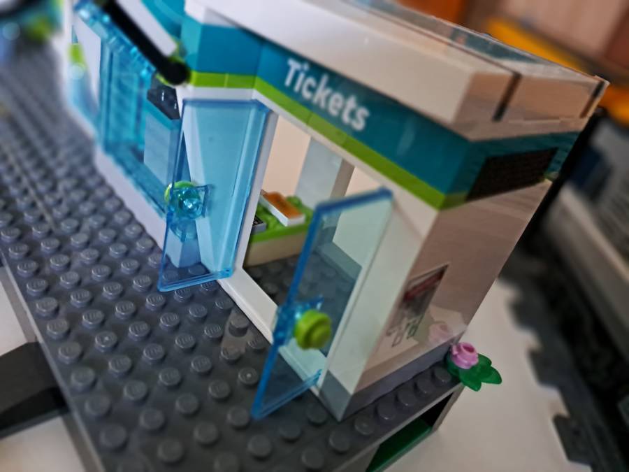 Lego vonatok terep asztalon