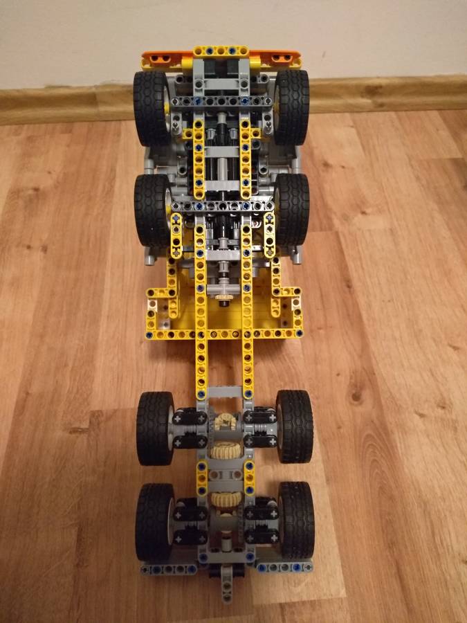 Lego kamion