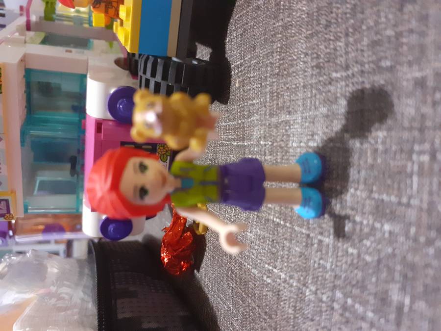Mia