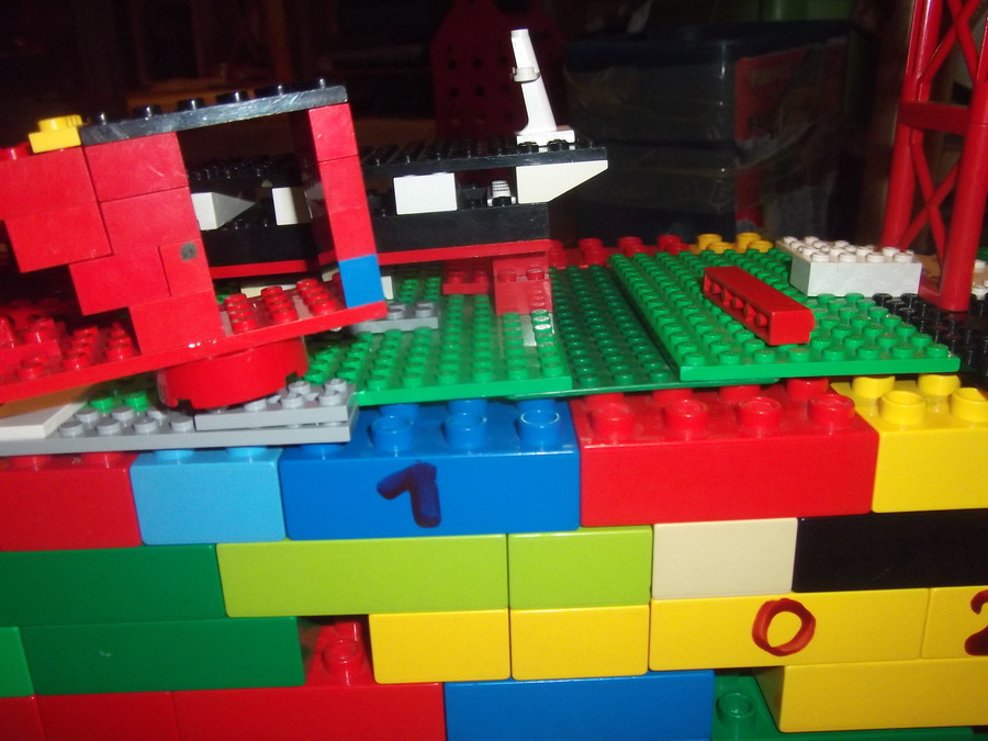 Konténer szállító hajó duplo és lego