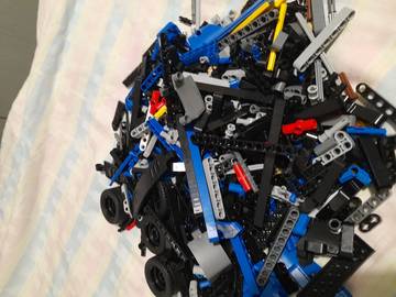 30 (!) év után újra Lego