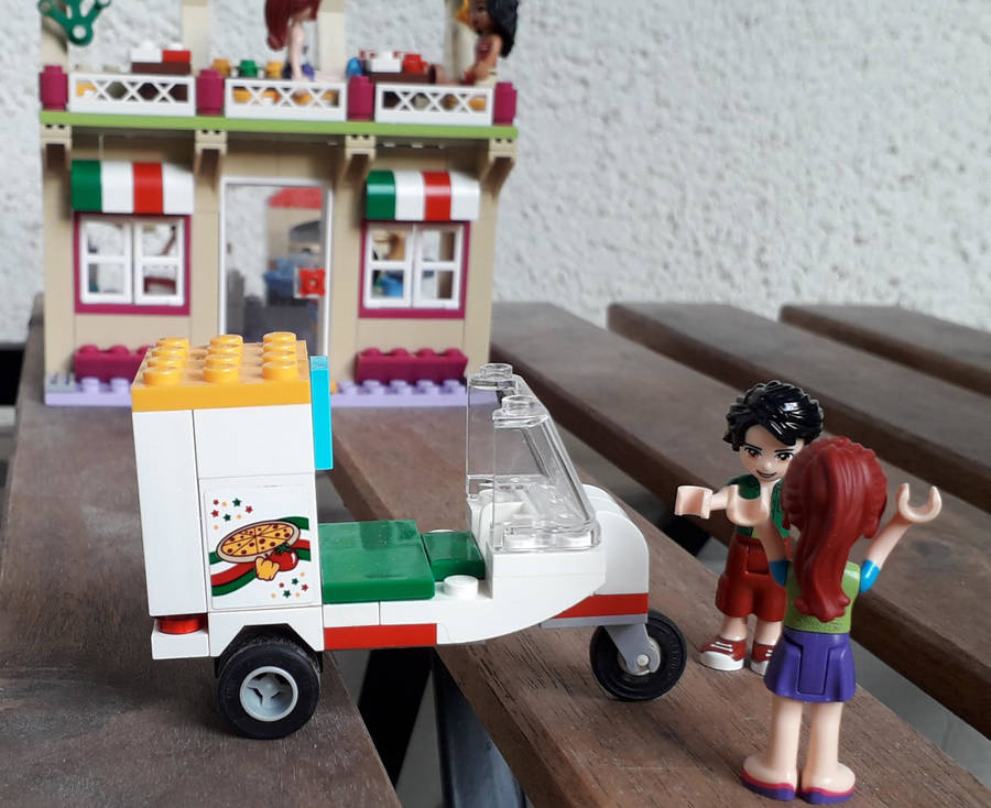 A pizzafutár kirablása
