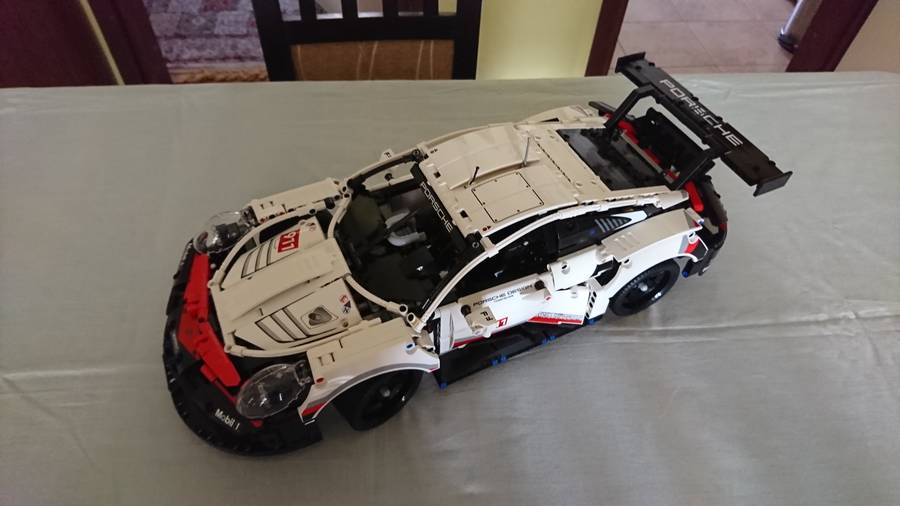 Porsche 911 RSR