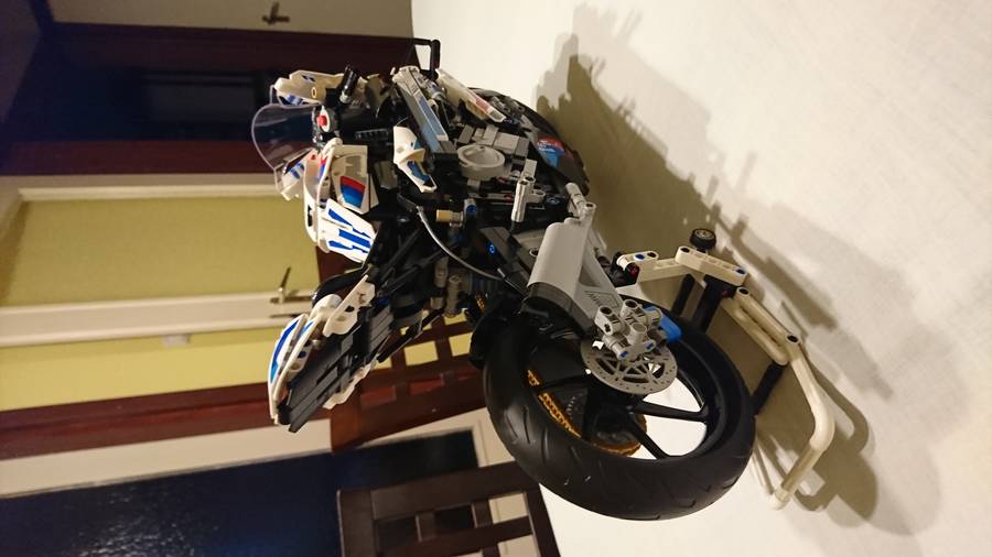 BMW M 1000 RR