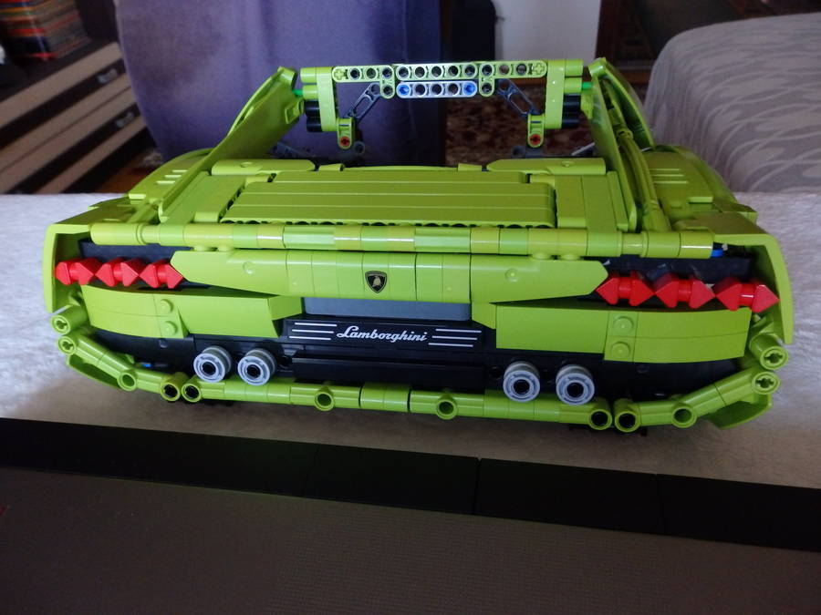 Lamborghini Miura Concept 2006 by timtimgo
