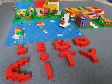 Lego City klasszikus elemekből