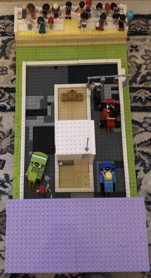 LEGO Friends gokart pálya 