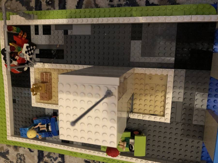 LEGO Friends gokart pálya 