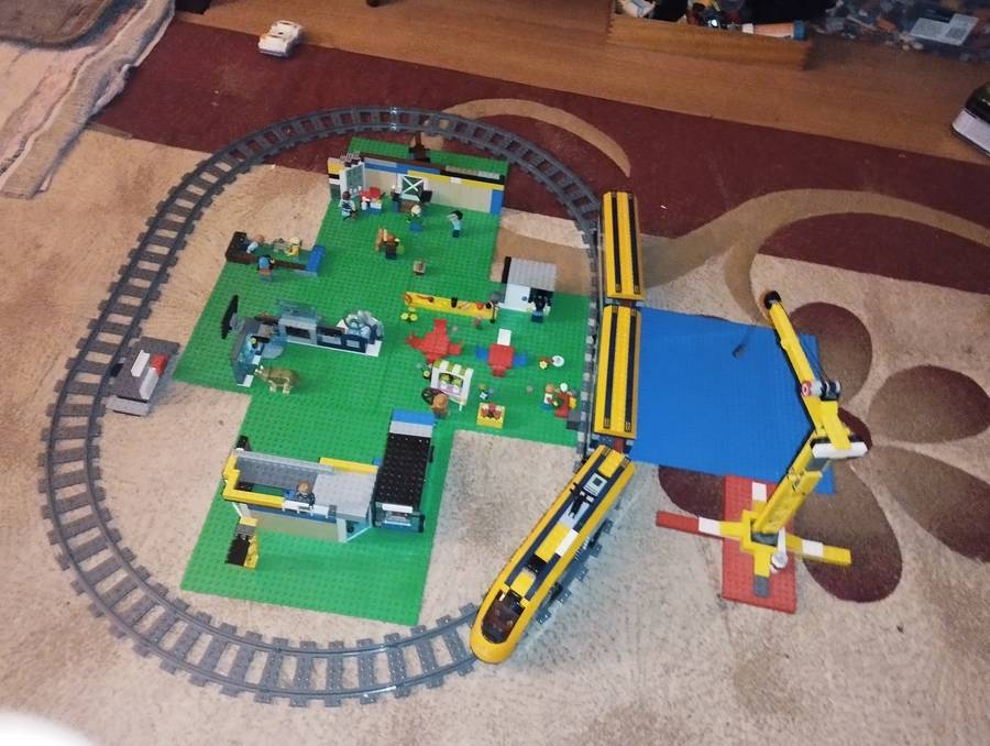 LEGO JURASSIC WORLD