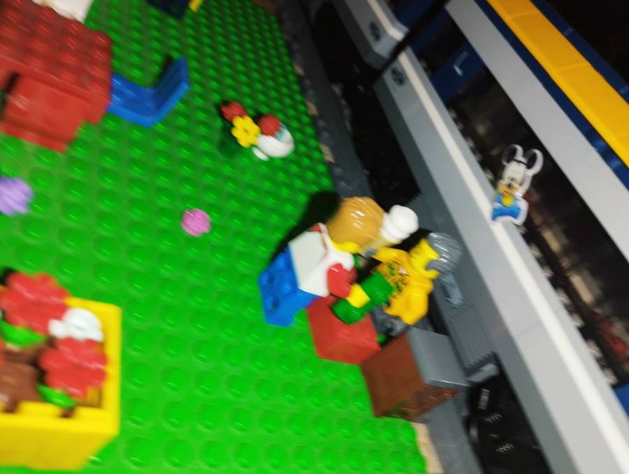 LEGO JURASSIC WORLD