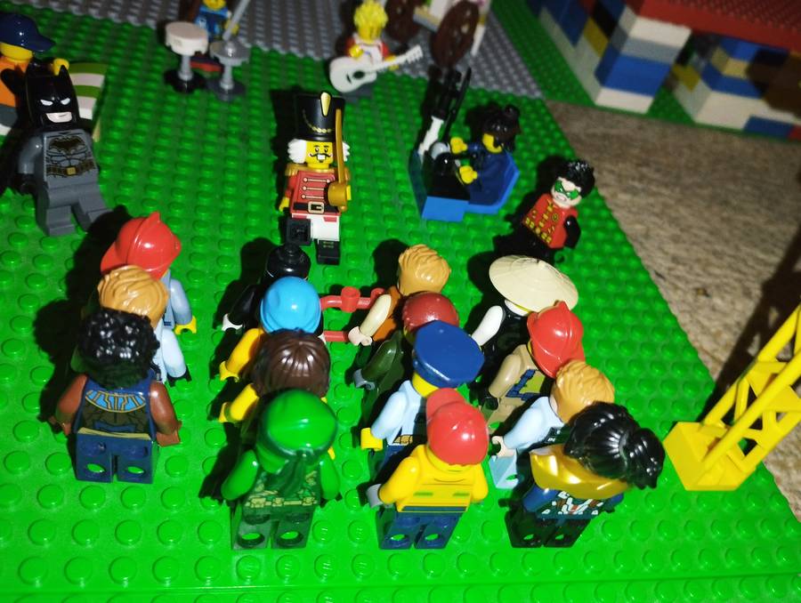 LEGO VÁROS