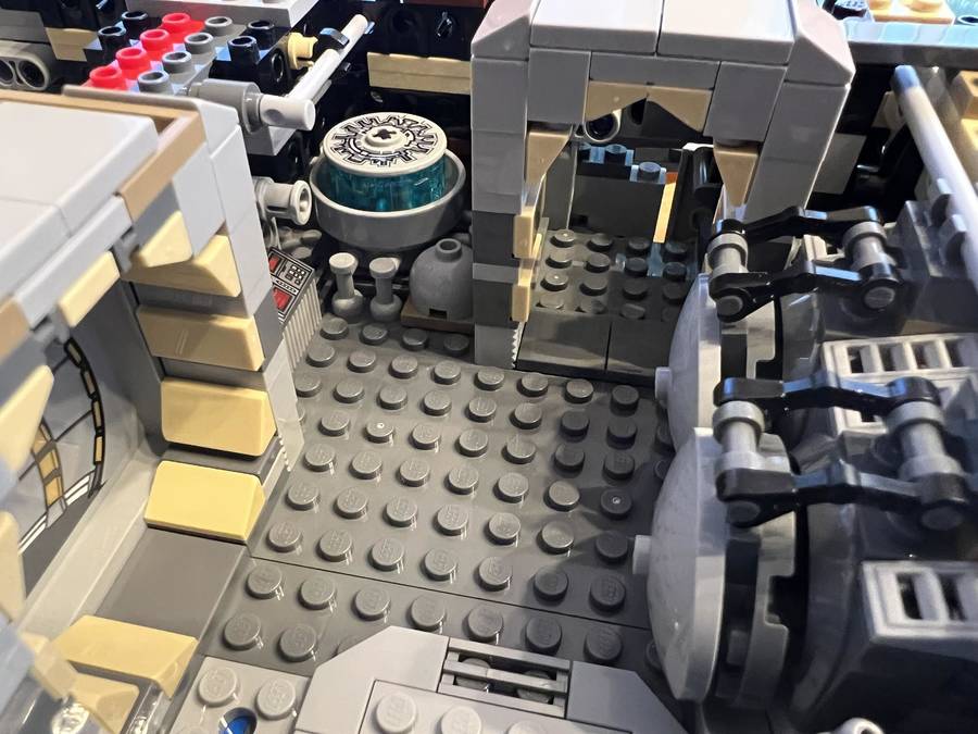 Star Wars Millennium Falcon és birodalmi lépegető