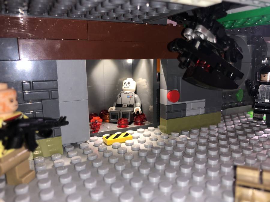 Lego Alien- Katasztrófa a laborban
