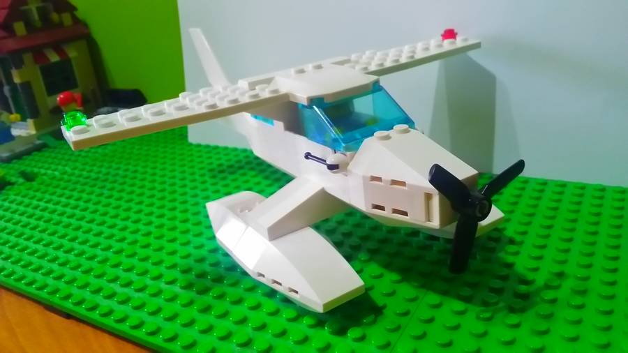 Cessna 172 -Hidroplán