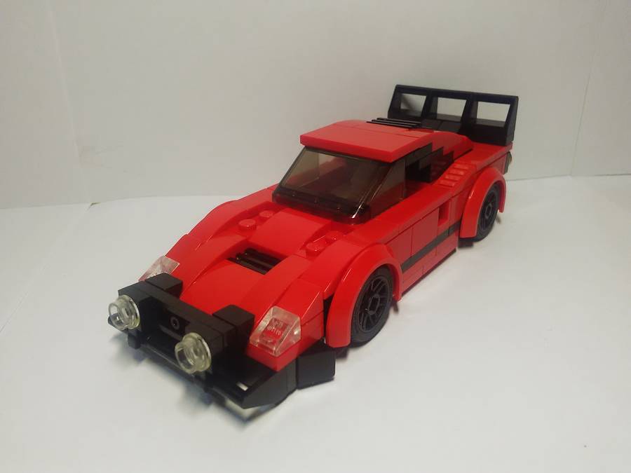 Egyedi F40 Műhely