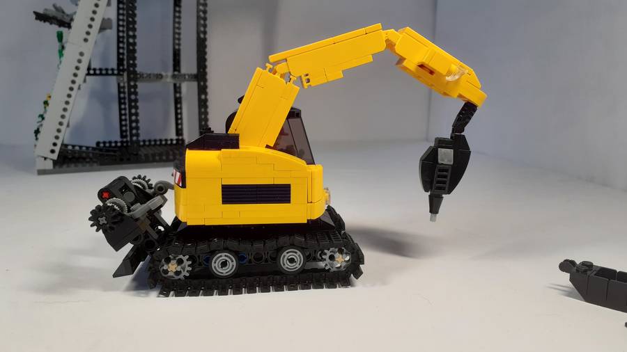 Komatsu PC-138 US Sziklafal Excavator