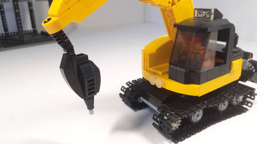 Komatsu PC-138 US Sziklafal Excavator