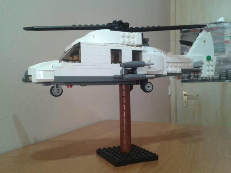 Bell-222 AirWolf Helikopter