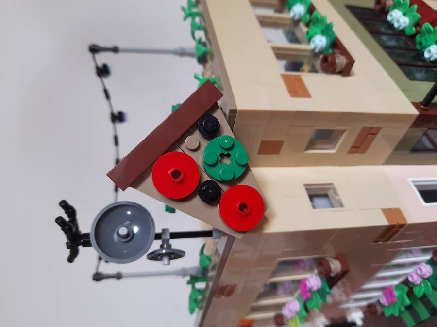 Utcasarok pizzázóval