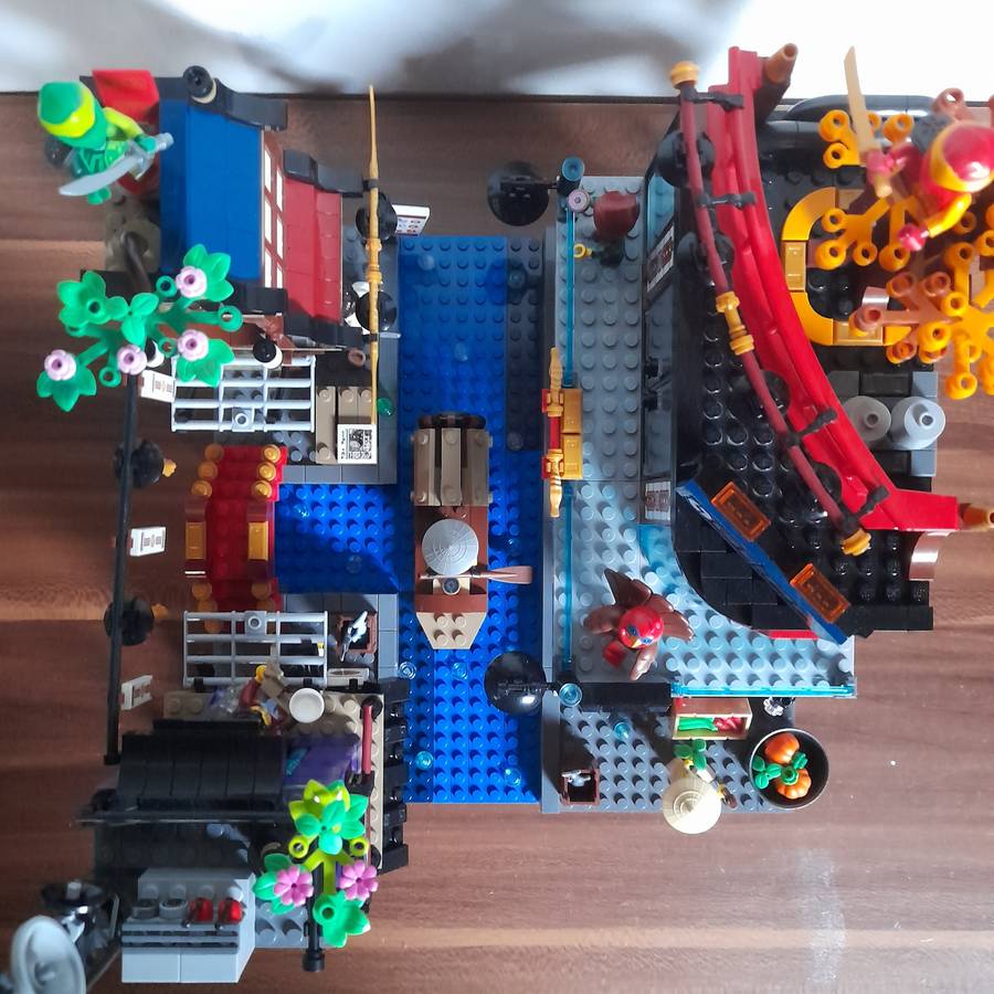 Ninjago City #1