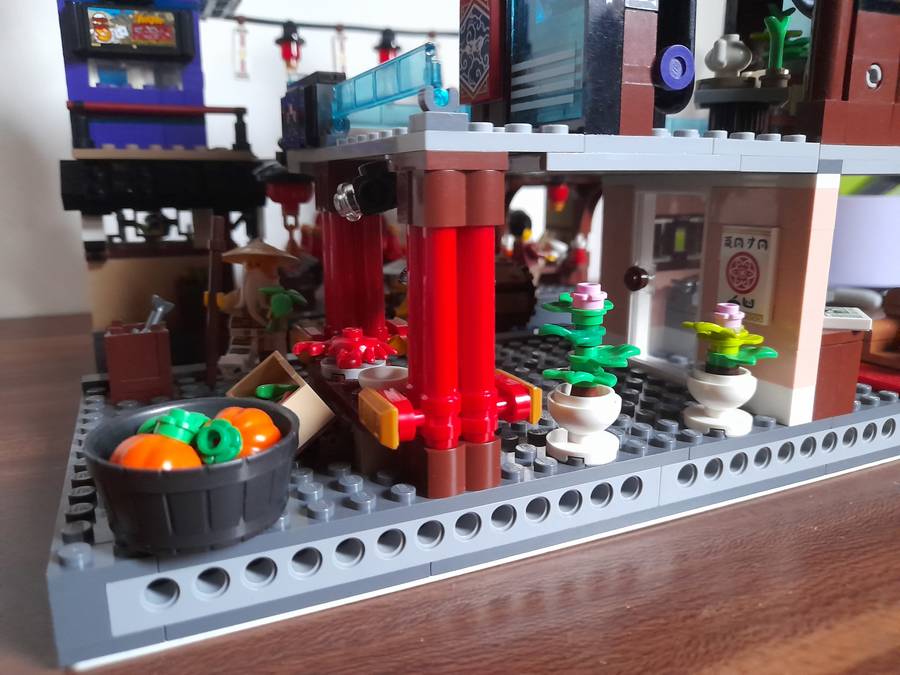 Ninjago City #1
