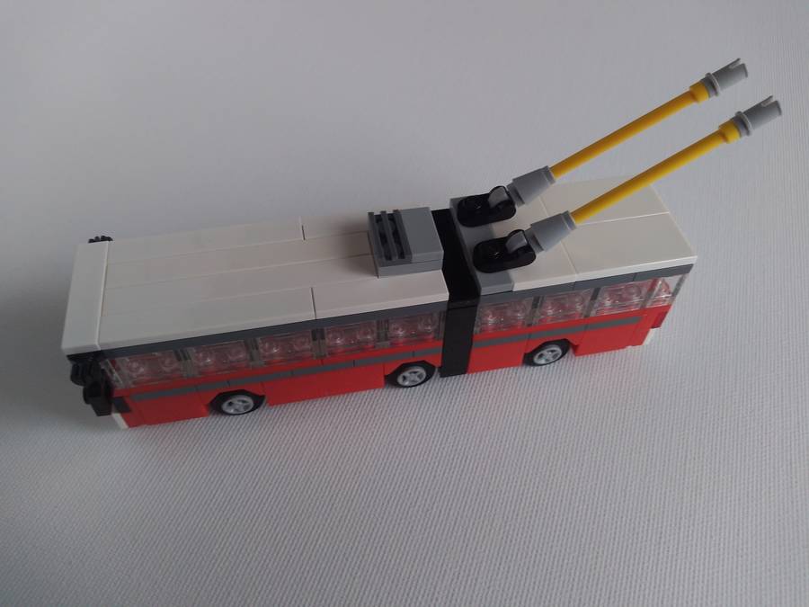 Ikarus 280T (kistestvér)