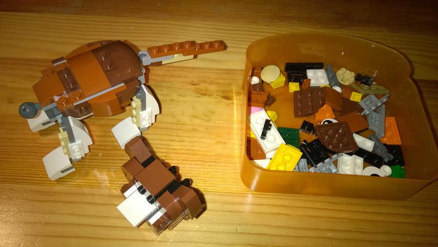 Rebrickable alternates: Macska és Kacsa