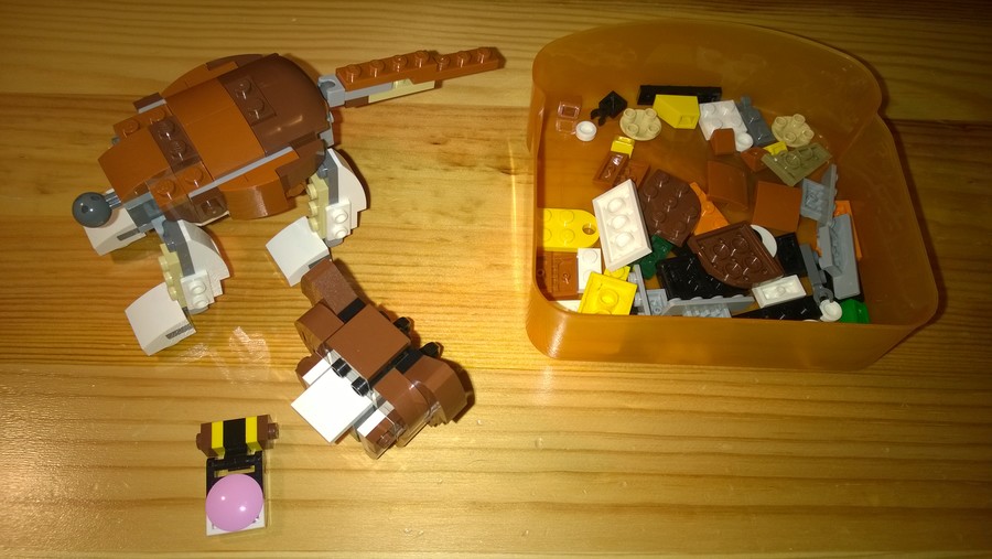Rebrickable alternates: Macska és Kacsa
