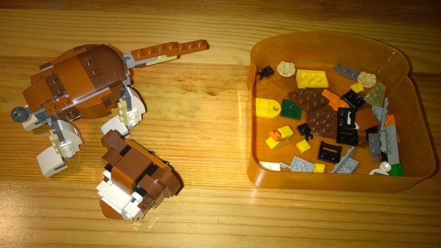 Rebrickable alternates: Macska és Kacsa
