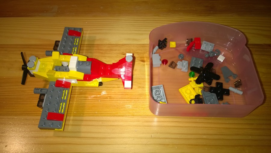 Rebrickable alternates: Fighter Bomber