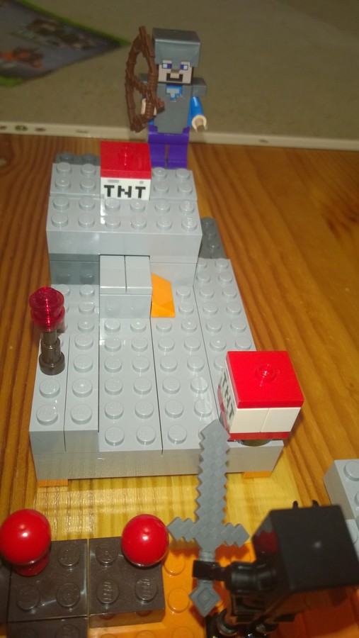 21126