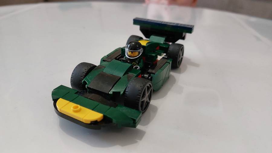 Senna Lotusa :)