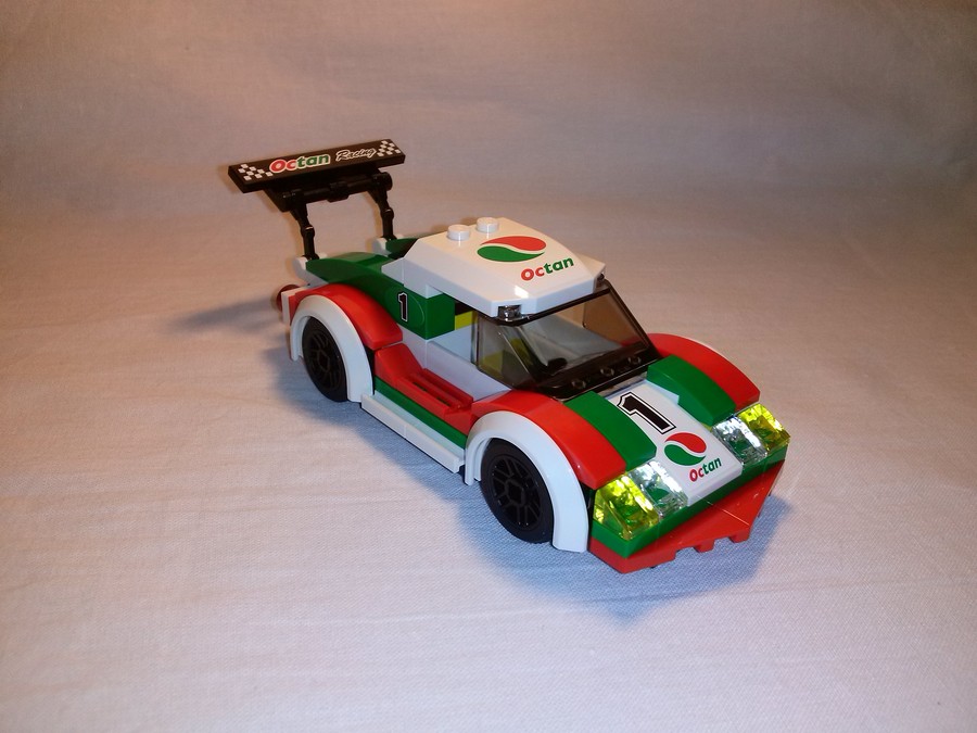 LEGO Versenyautó