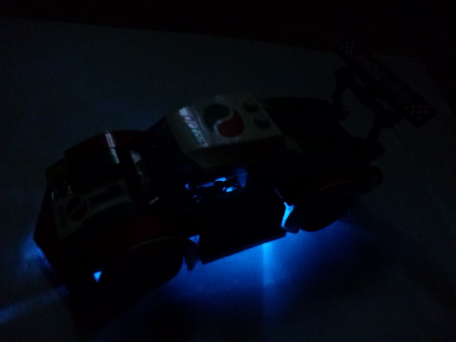 LEGO Versenyautó