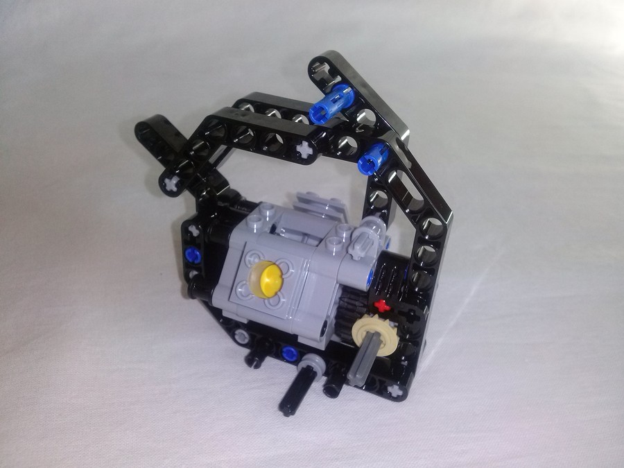 LEGO Krosszmotor