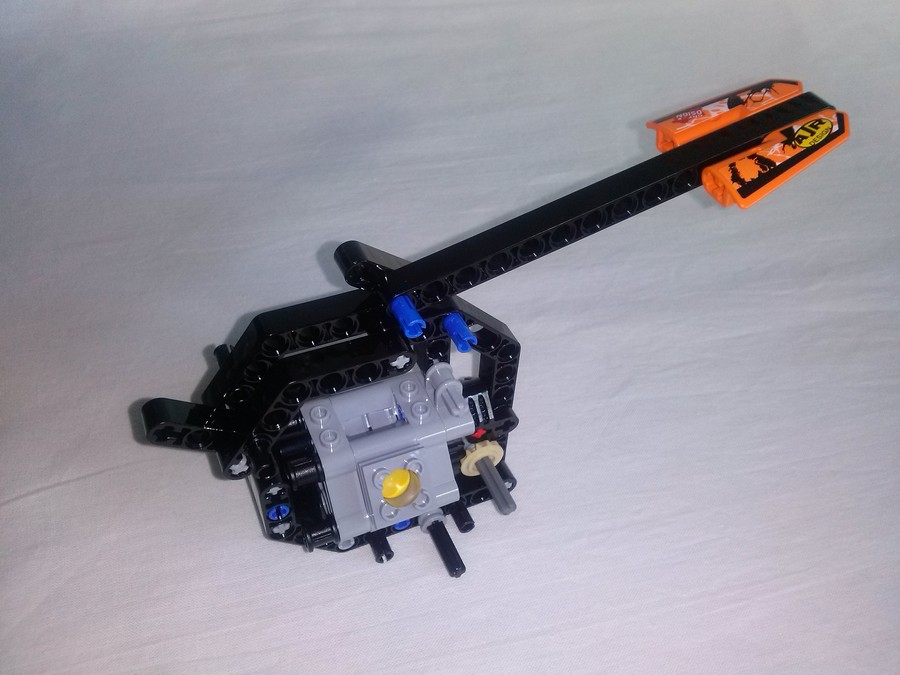 LEGO Krosszmotor