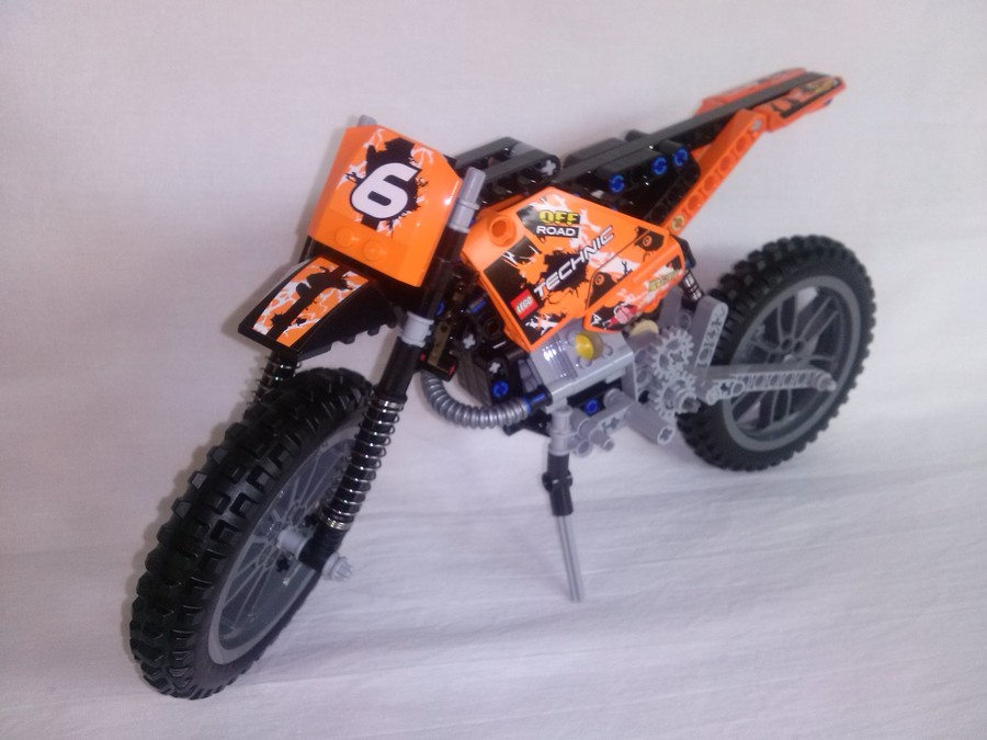 LEGO Krosszmotor