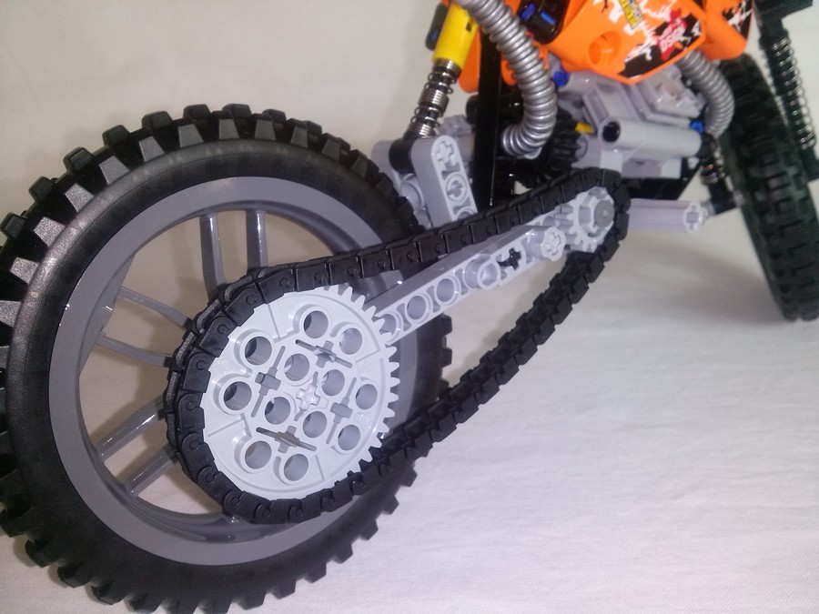 LEGO Krosszmotor