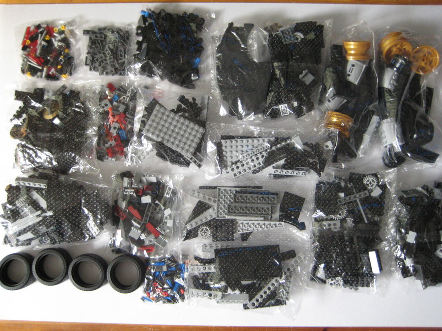 LEGO 7784 Batmobile