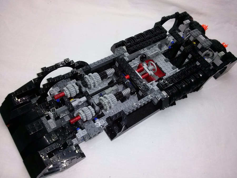 LEGO 7784 Batmobile