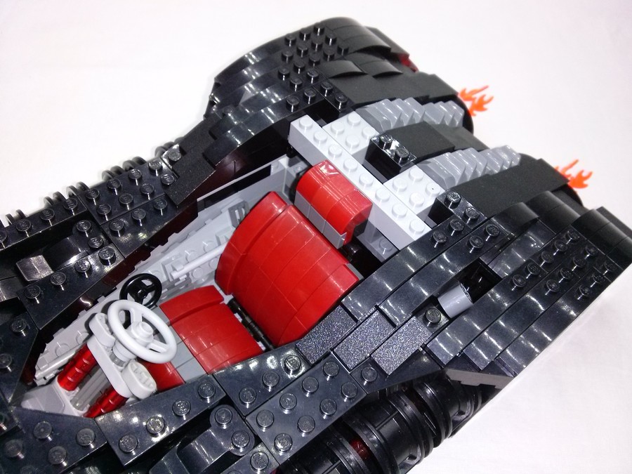 LEGO 7784 Batmobile
