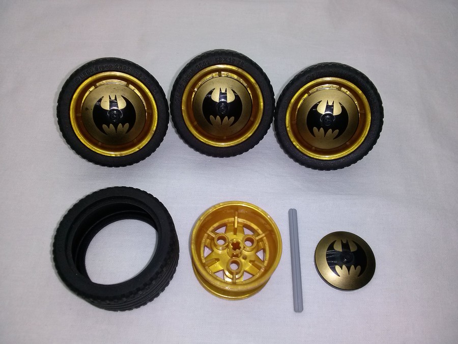 LEGO 7784 Batmobile