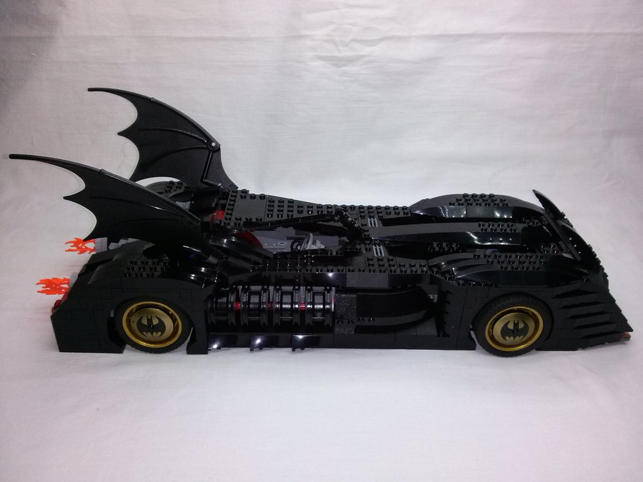 LEGO 7784 Batmobile