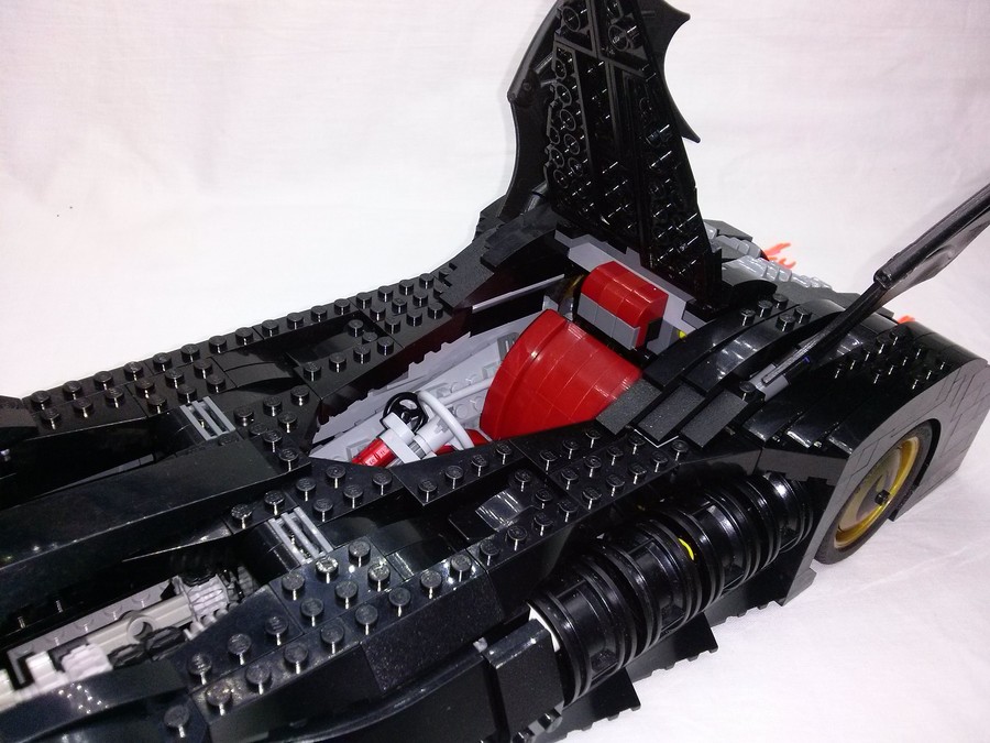 LEGO 7784 Batmobile