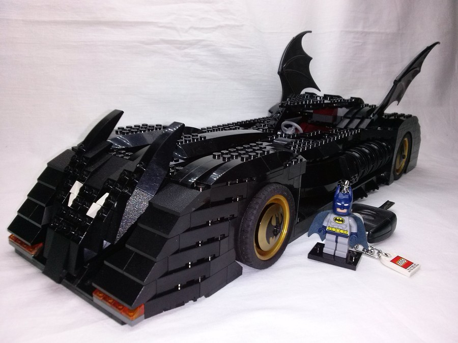 LEGO 7784 Batmobile
